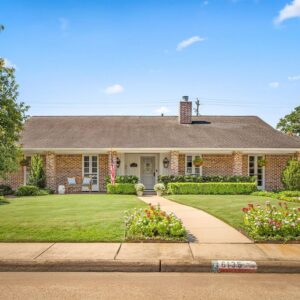 6135 Inwood Drive  Houston 77057 Harris
