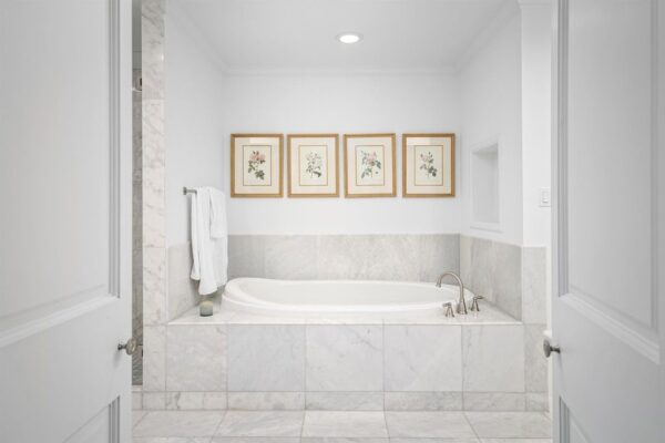 6135 Inwood Drive  Houston 77057 Harris - Image 28