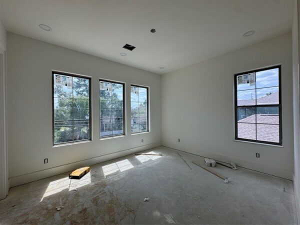 513 W 8th Street  Houston 77007 Harris - Image 17