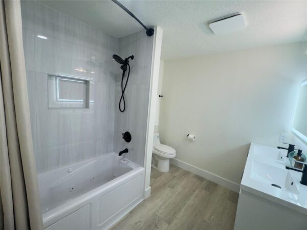 4627 Merwin Street  Houston 77027 Harris - Image 12