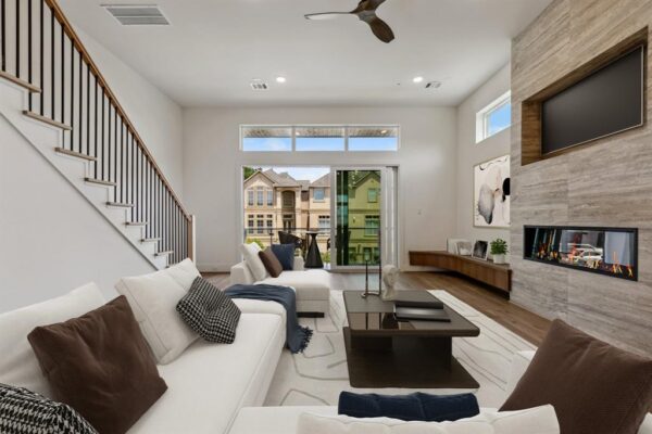 4705 Gibson Street  Houston 77007 Harris - Image 4