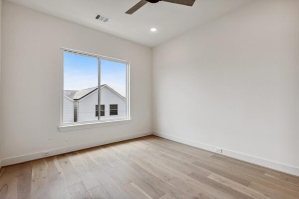 4705 Gibson Street  Houston 77007 Harris - Image 31