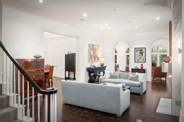 251 Sugarberry Circle  Houston 77024 Harris - Image 2