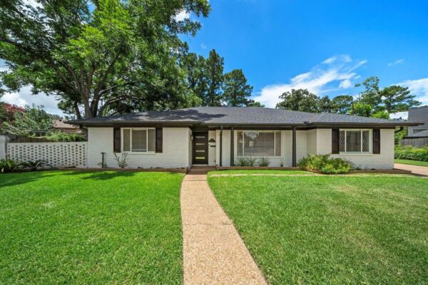 4903 Candleglow Drive  Houston 77018 Harris - Image 3