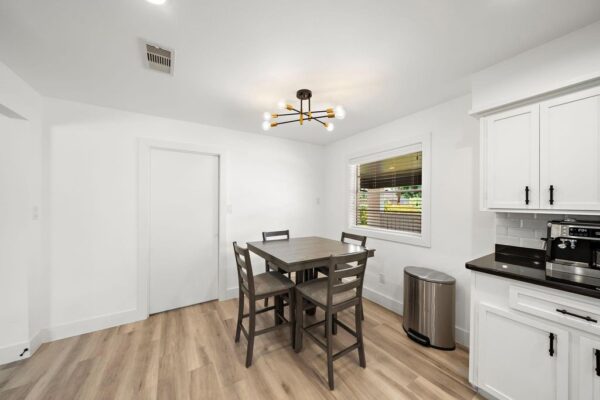 4903 Candleglow Drive  Houston 77018 Harris - Image 11