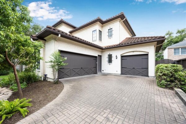 4916 Linden Street  Bellaire 77401 Harris - Image 2