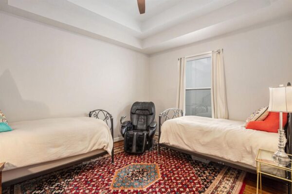 4925 Pine Street  Bellaire 77401 Harris - Image 33