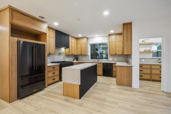 5005 Chestnut Street  Bellaire 77401 Harris - Image 13