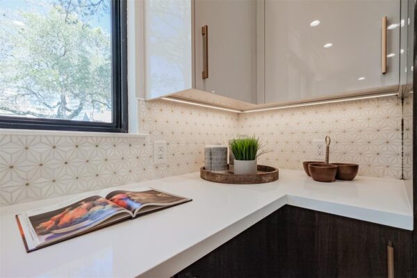 502 Lee Shore Lane  Houston 77079 Harris - Image 11