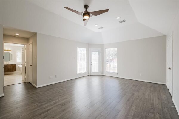 502 Lee Shore Lane  Houston 77079 Harris - Image 17
