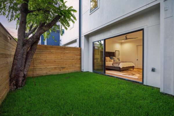 509 W BELL  Houston 77019 Harris - Image 2
