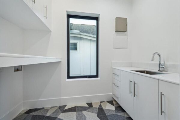 509 W BELL  Houston 77019 Harris - Image 32