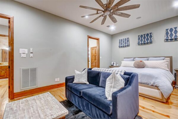 516 West 9th St  Houston 77007 Harris - Image 12