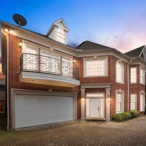 2222 Nantucket Drive B Houston 77057 Harris