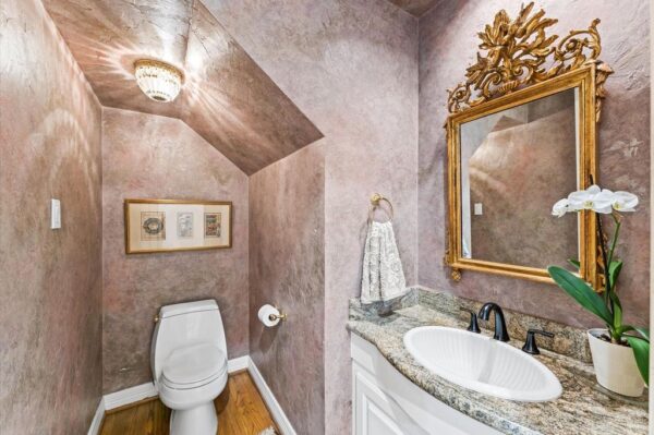 2222 Nantucket Drive B Houston 77057 Harris - Image 7