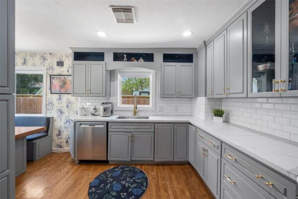 519 W 31st  Houston 77018 Harris - Image 10