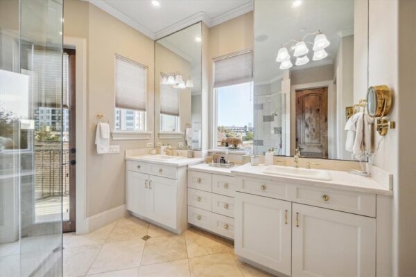 5207 Calle Montilla Place  Houston 77007 Harris - Image 4