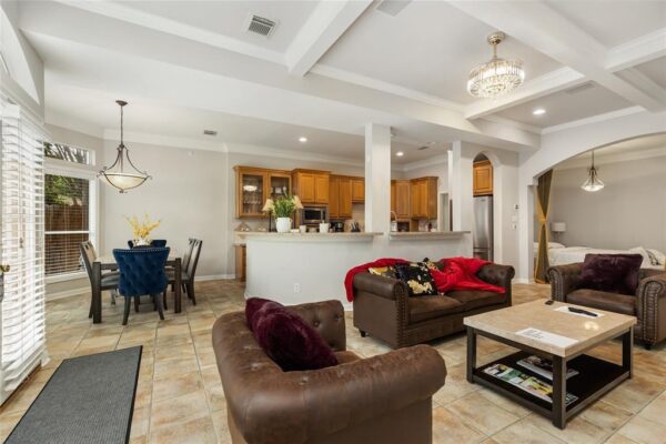 5345 Hidalgo Street  Houston 77056 Harris - Image 7