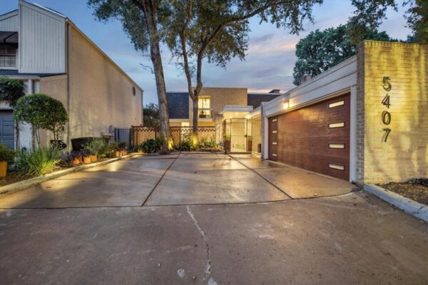 5407 John Dreaper Drive  Houston 77056 Harris - Image 2