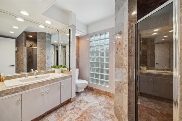 5407 John Dreaper Drive  Houston 77056 Harris - Image 20