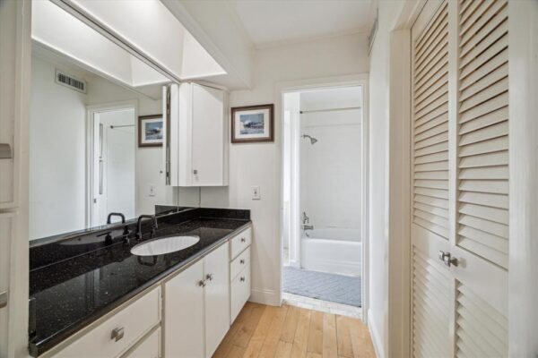 5407 John Dreaper Drive  Houston 77056 Harris - Image 23