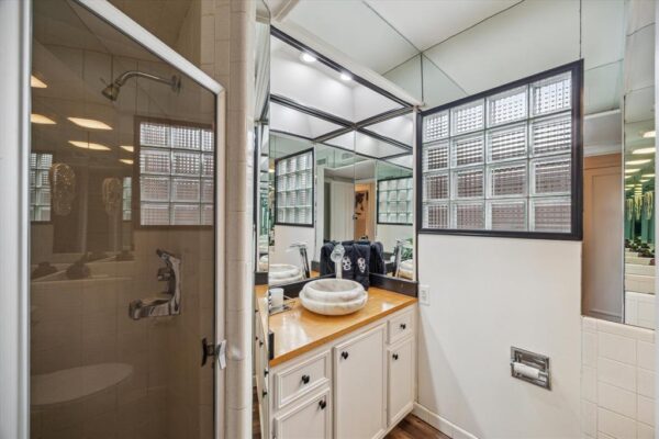 5407 John Dreaper Drive  Houston 77056 Harris - Image 24