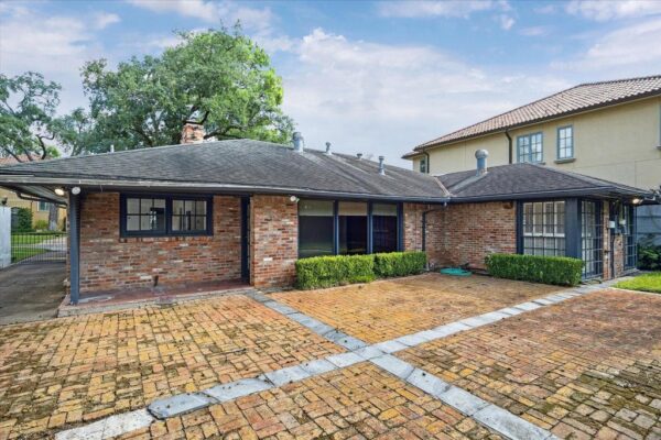 3829 Piping Rock Lane  Houston 77027 Harris - Image 12