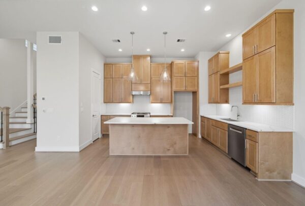 1713 Bologna Lane  Houston 77055 Harris - Image 7