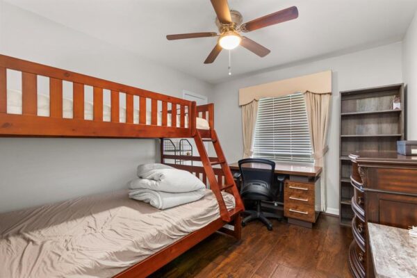 548 Cascade St Street  Bellaire 77401 Harris - Image 16