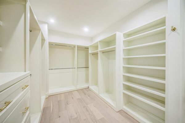 5518 Schumacher Lane  Houston 77056 Harris - Image 17