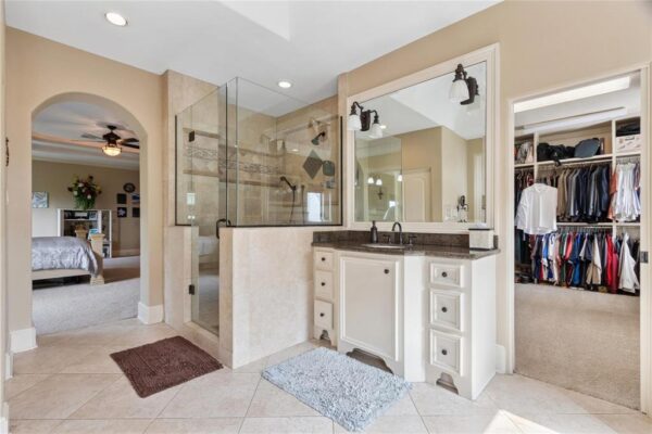 5520 Mcculloch Circle  Houston 77056 Harris - Image 30