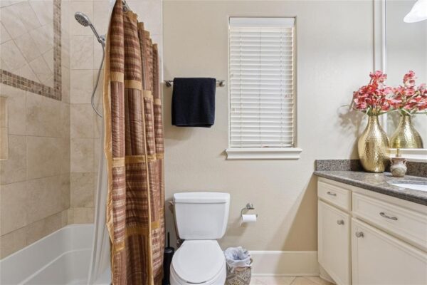 5520 Mcculloch Circle  Houston 77056 Harris - Image 35