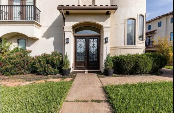 5526 Mcculloch Circle  Houston 77056 Harris - Image 8