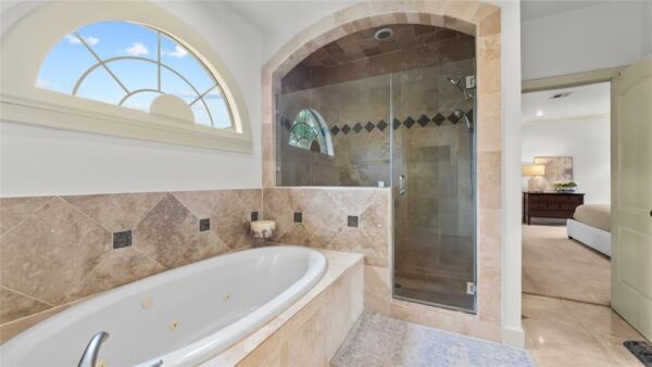 5558 Aspen Street  Bellaire 77401 Harris - Image 21