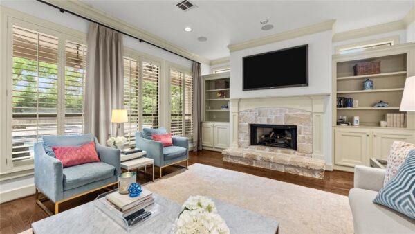 5558 Aspen Street  Bellaire 77401 Harris - Image 3