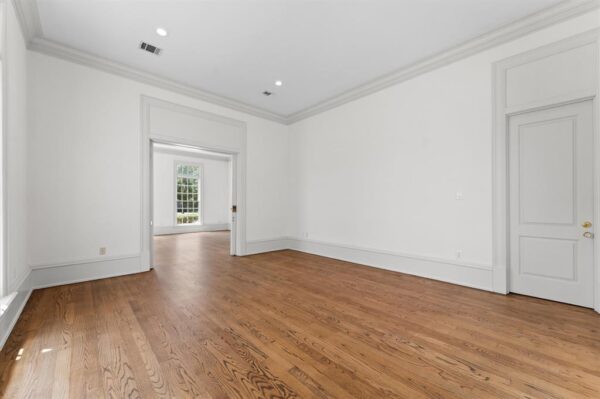 5610 Woodway Drive  Houston 77056 Harris - Image 12
