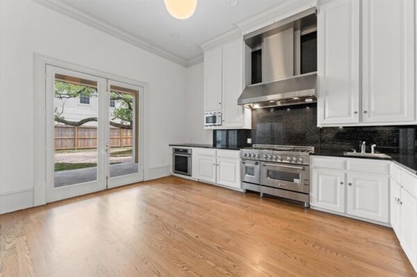 5610 Woodway Drive  Houston 77056 Harris - Image 17