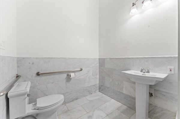 5610 Woodway Drive  Houston 77056 Harris - Image 20