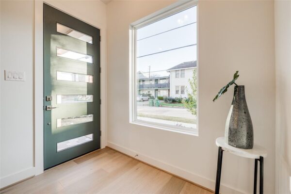 5705 FEAGAN Street  Houston 77007 Harris - Image 3