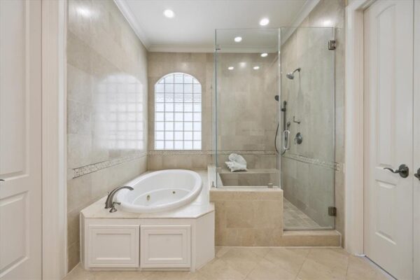 5736 Tanglewood Cove Street  Houston 77057 Harris - Image 18