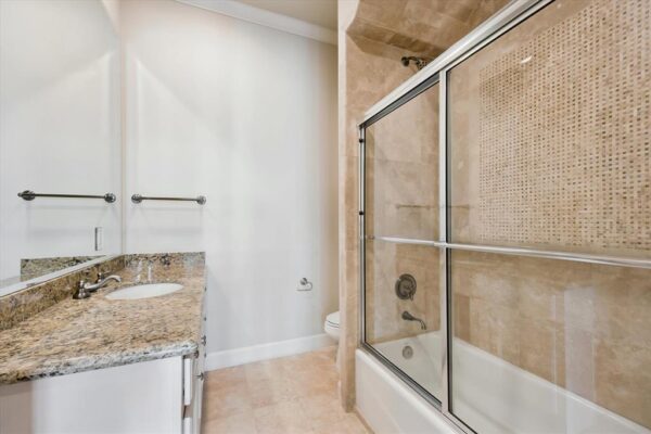 5736 Tanglewood Cove Street  Houston 77057 Harris - Image 25