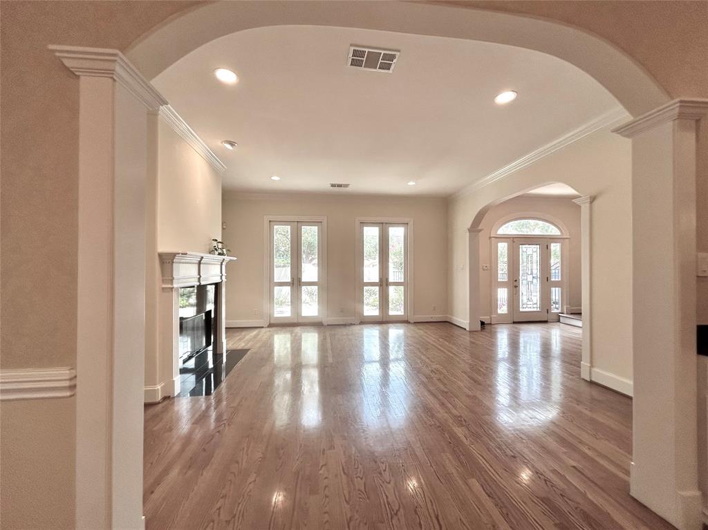 6021 Valley Forge Drive  Houston 77057 Harris - Image 12