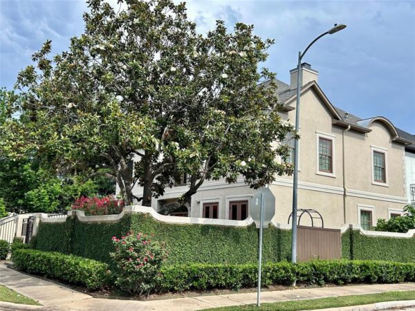 6021 Valley Forge Drive  Houston 77057 Harris - Image 2