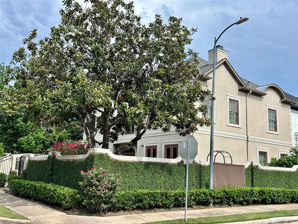 6021 Valley Forge Drive  Houston 77057 Harris - Image 2