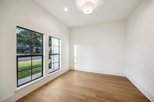 6227 Grovewood Lane  Houston 77008 Harris - Image 7