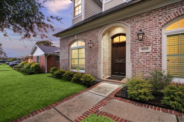 6230 Locke Lane  Houston 77057 Harris - Image 9