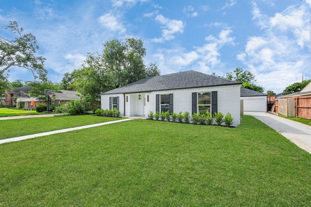 6249 Locke Lane  Houston 77057 Harris - Image 9