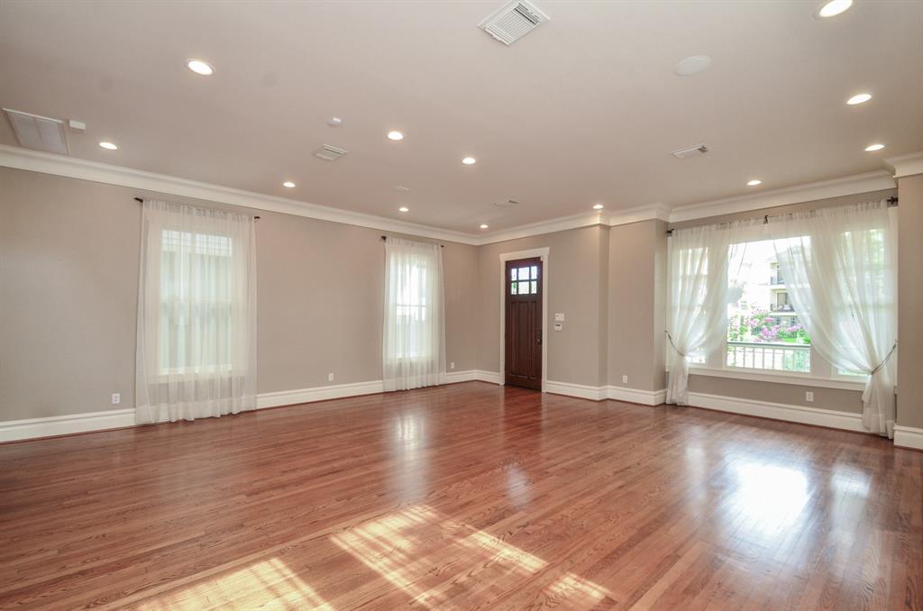 626 E 22nd Street  Houston 77008 Harris - Image 10