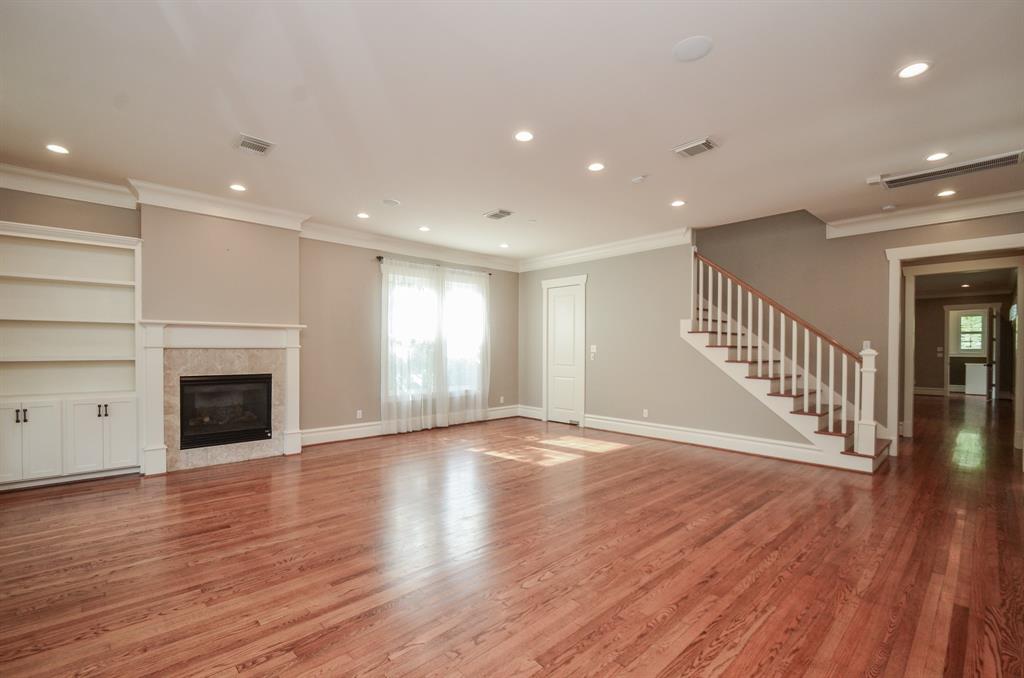 626 E 22nd Street  Houston 77008 Harris - Image 12