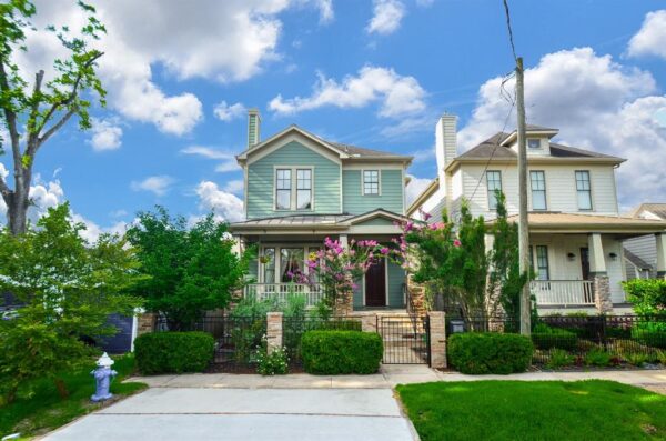 626 E 22nd Street  Houston 77008 Harris - Image 2